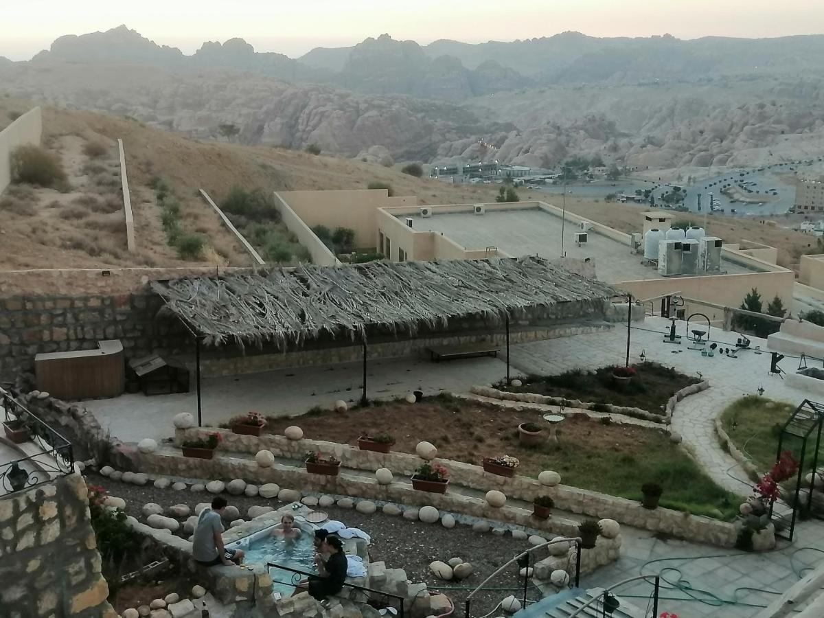 Infinity Lodge Wadi Musa Exterior photo