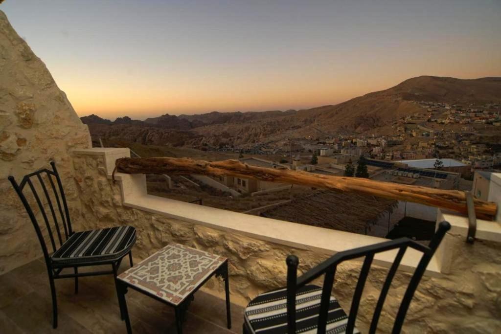 Infinity Lodge Wadi Musa Exterior photo