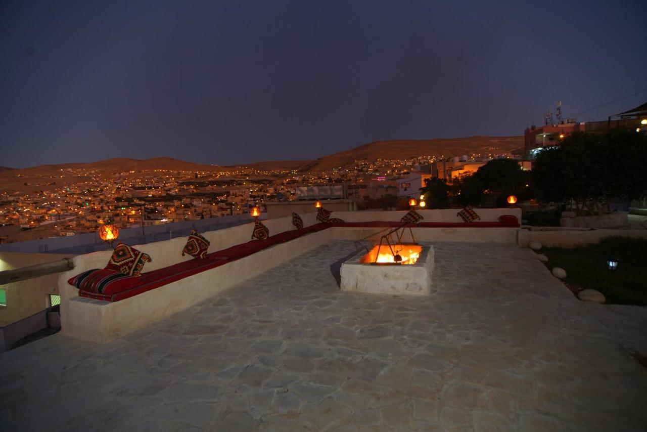 Infinity Lodge Wadi Musa Exterior photo