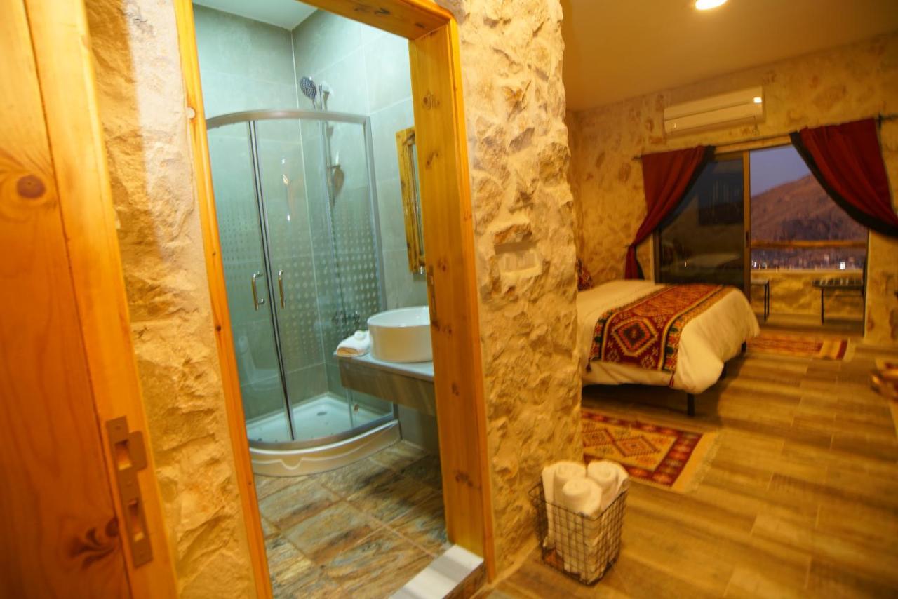 Infinity Lodge Wadi Musa Exterior photo